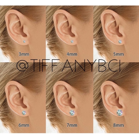 14k Gold Round CZ Stud Earrings - Picture 3 of 5